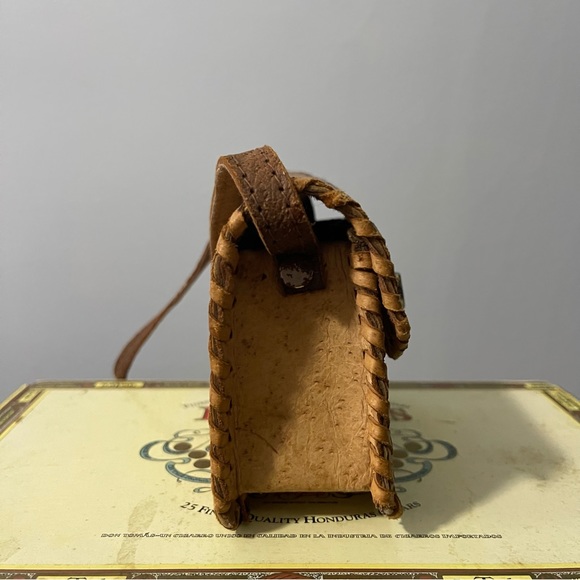 Vintage Hand Tooled Mini Leather Purse - Picture 5 of 5